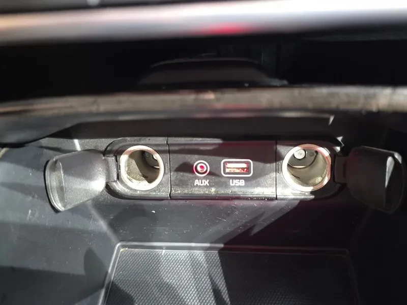 Kia Sorento 2.2 CRDI 4WD - ���� 30% ����� | Mobile.bg � ����������� 12