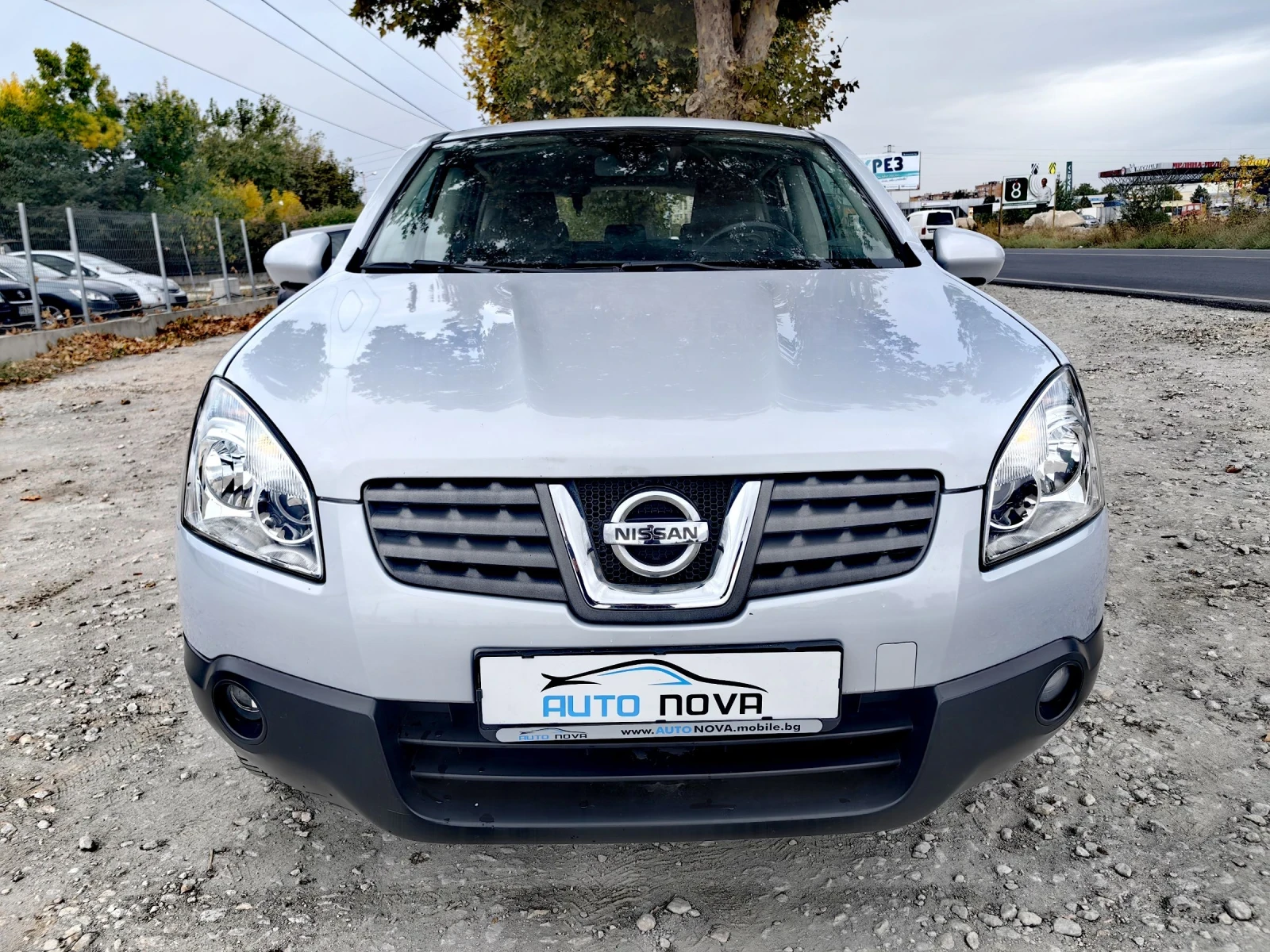 Nissan Qashqai 1.6 БЕНЗИН 114 К.С. КАТО НОВА! УНИКАЛНА - изображение 2