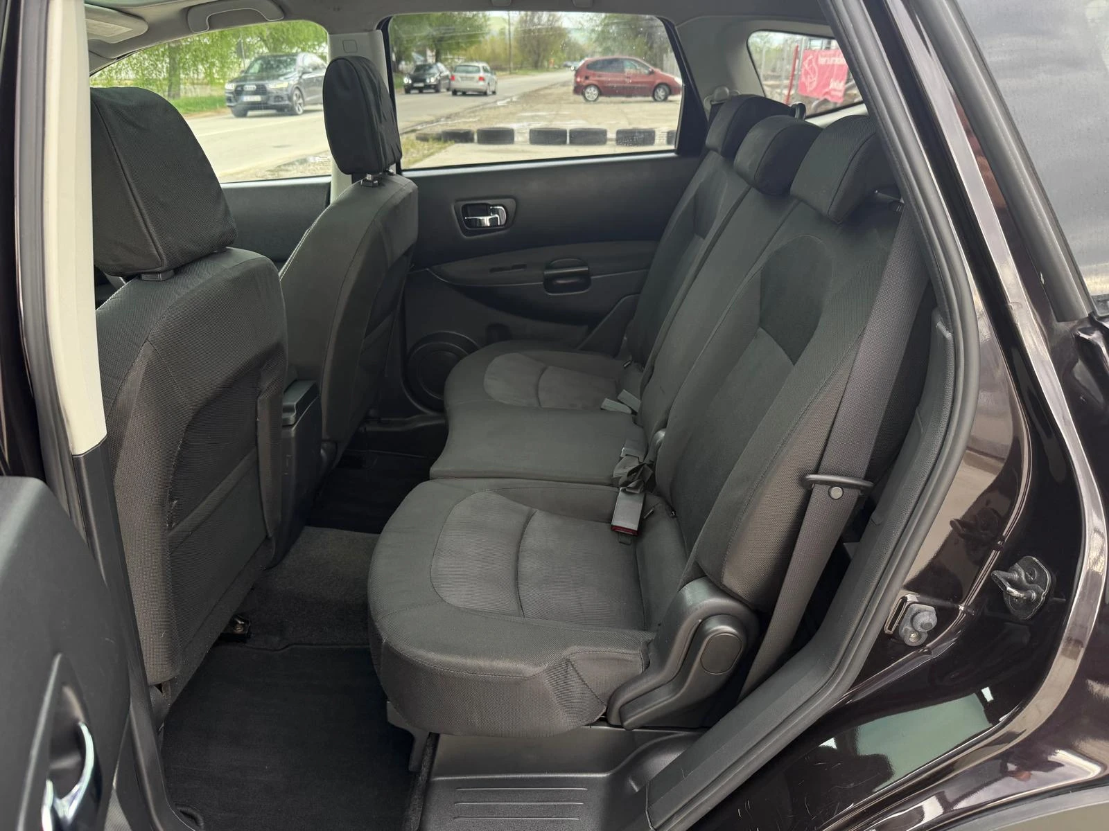 Nissan Qashqai + 2 1.6DCI 4х4/Панорама/Собствен лизинг - изображение 10