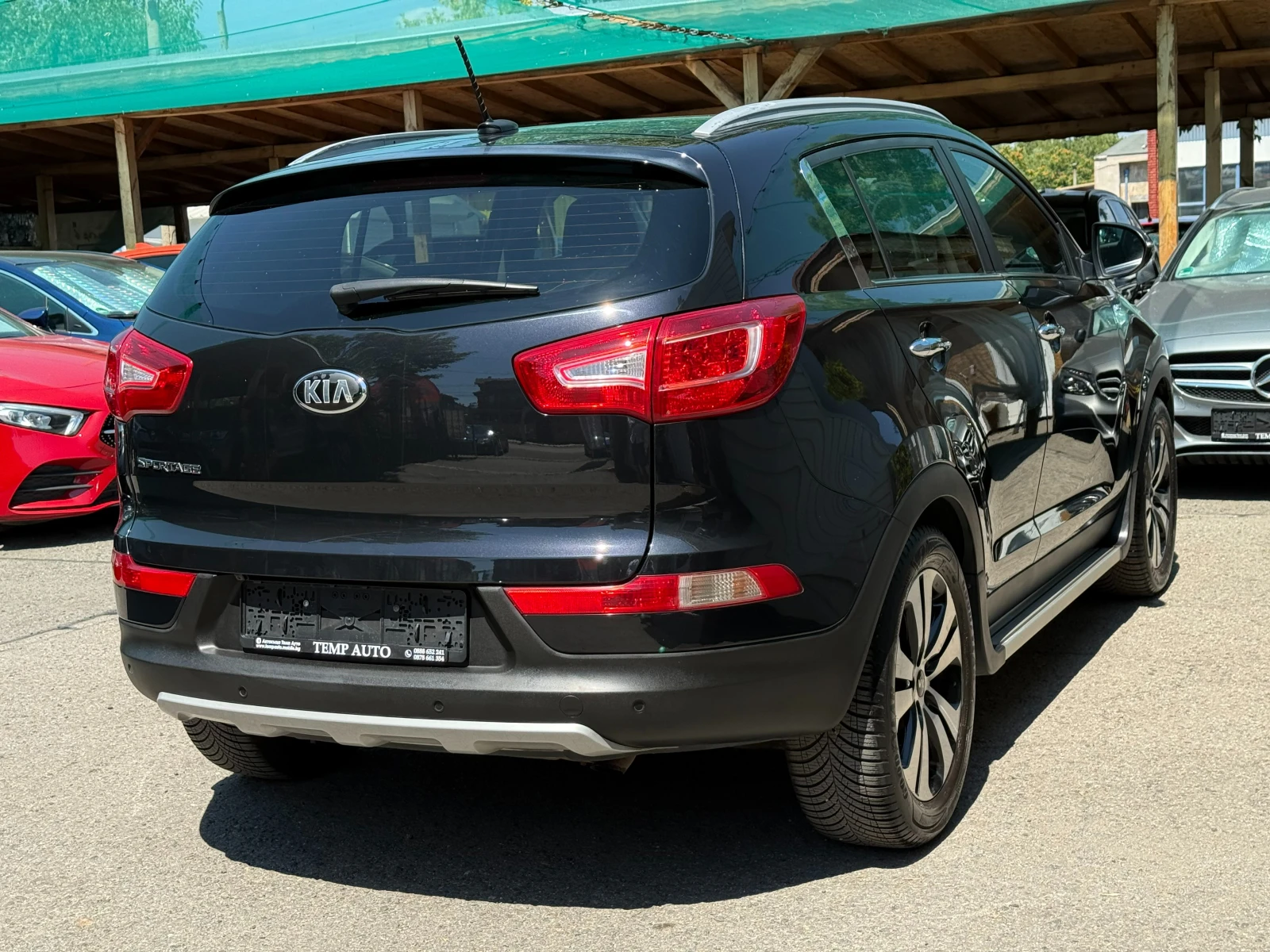 Kia Sportage 2.0i* 4x4* СЕРВИЗНА КНИЖКА С ПЪЛНА ИСТОРИЯ В KIA - изображение 5