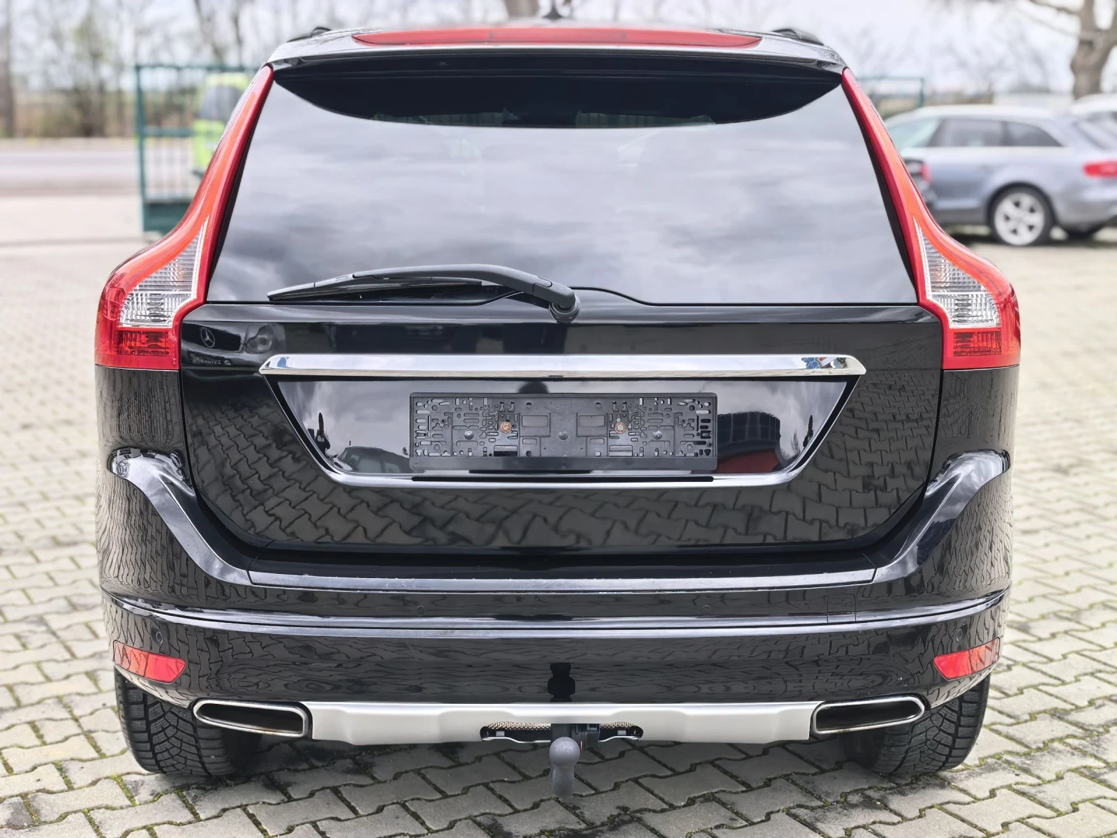 Volvo XC60 РЪЧКА 4Х4 2.4 190КС 2015г, снимка 5 - Автомобили и джипове - 54033831