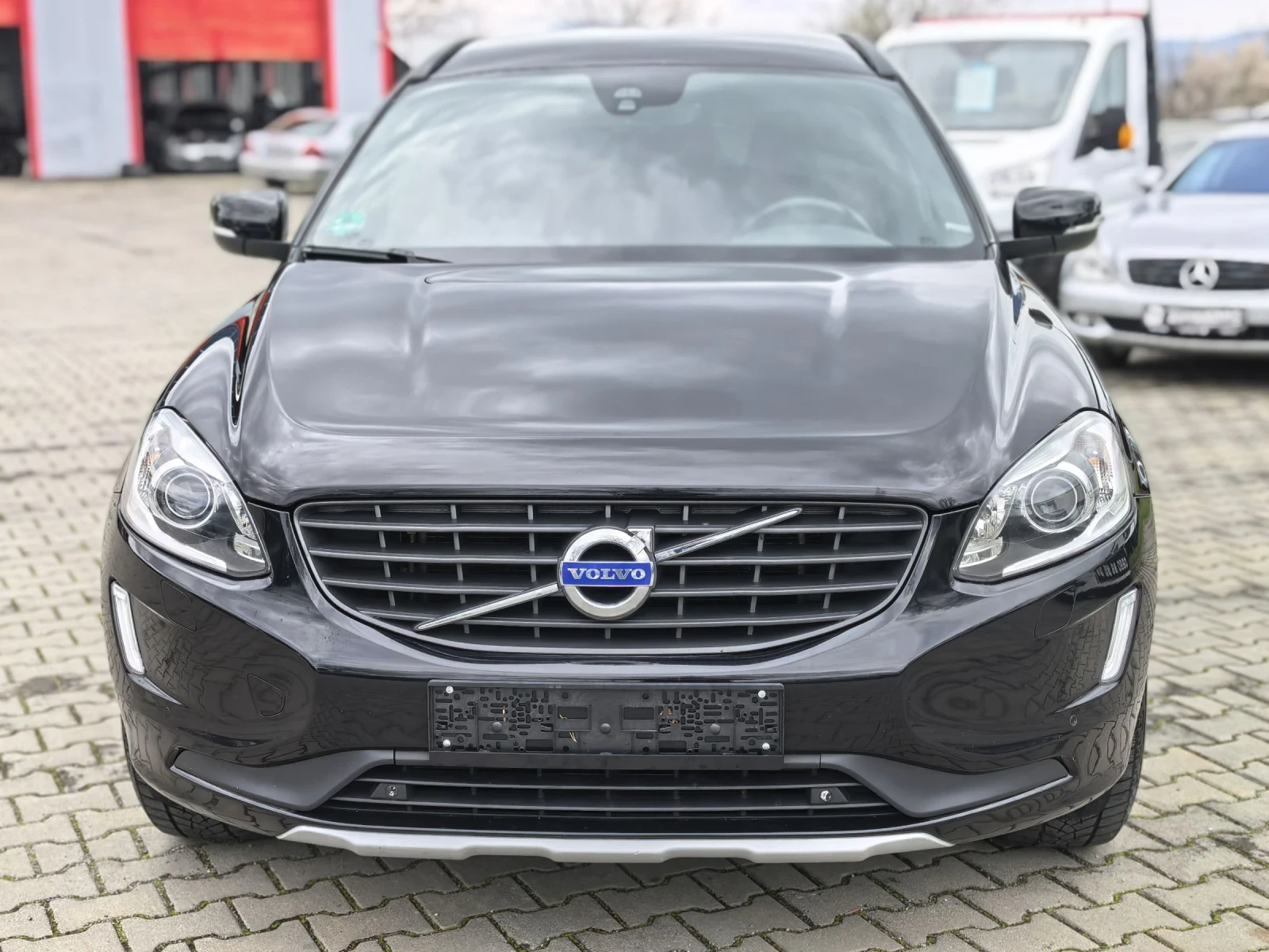Volvo XC60 РЪЧКА 4Х4 2.4 190КС 2015г | Auto.bg — изображение 1