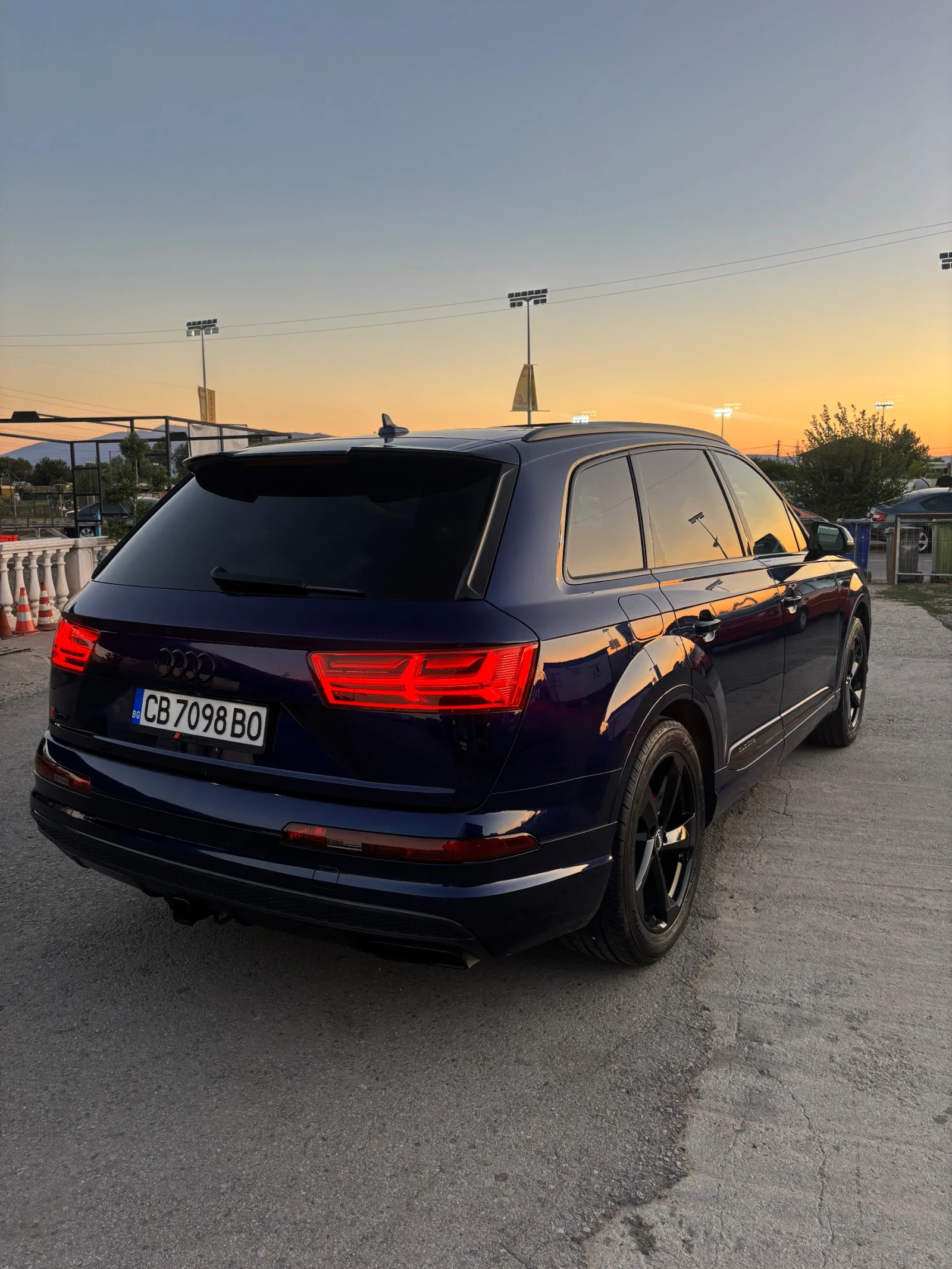 Audi Q7, снимка 7 - Автомобили и джипове - 54056401
