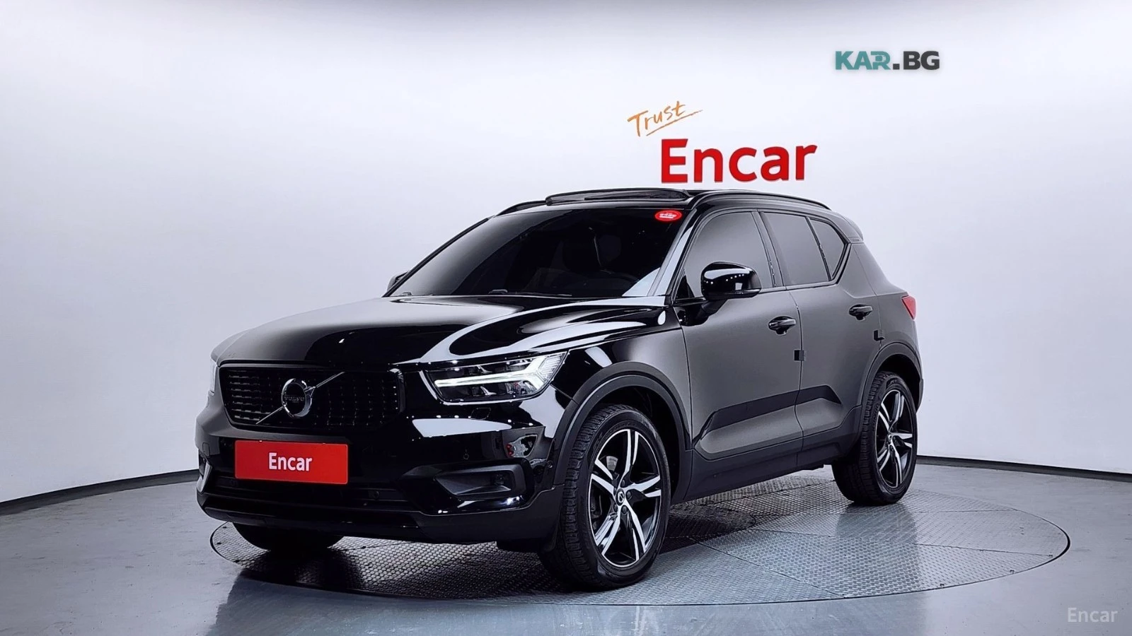 Volvo XC40 T4* R-Design* DISTRONIC* КАМЕРА* ПАНОРАМА* ПОДГРЕВ