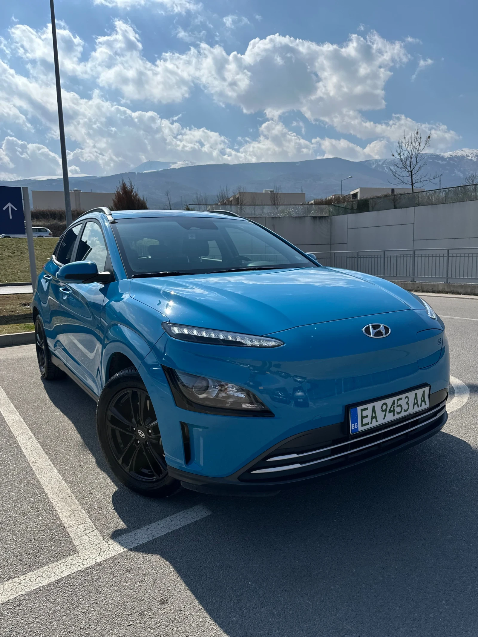 Hyundai Kona 42 000км | 2 к-та гуми с джанти | Гаранция | , снимка 4 - Автомобили и джипове - 54885675