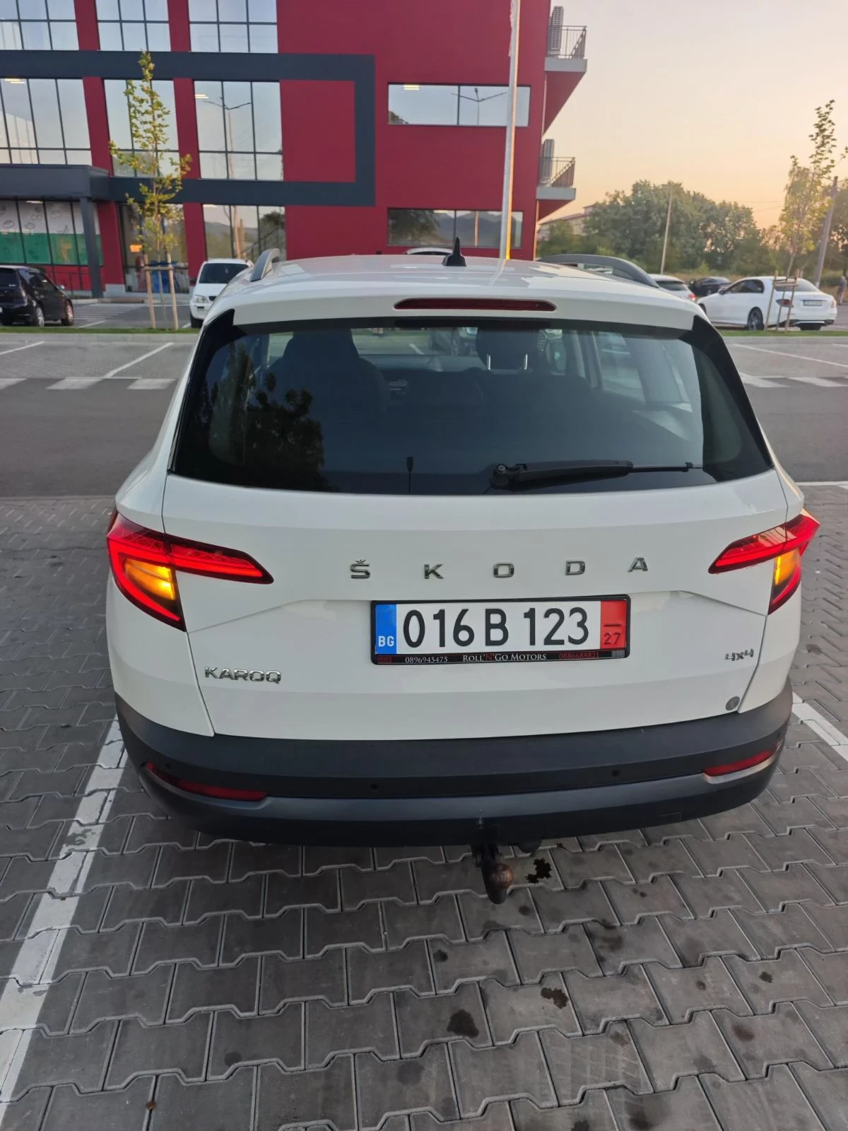 Skoda Karoq 2.0tdi 150k.c. 4x4 дигитална, история, снимка 3 - Автомобили и джипове - 55282712