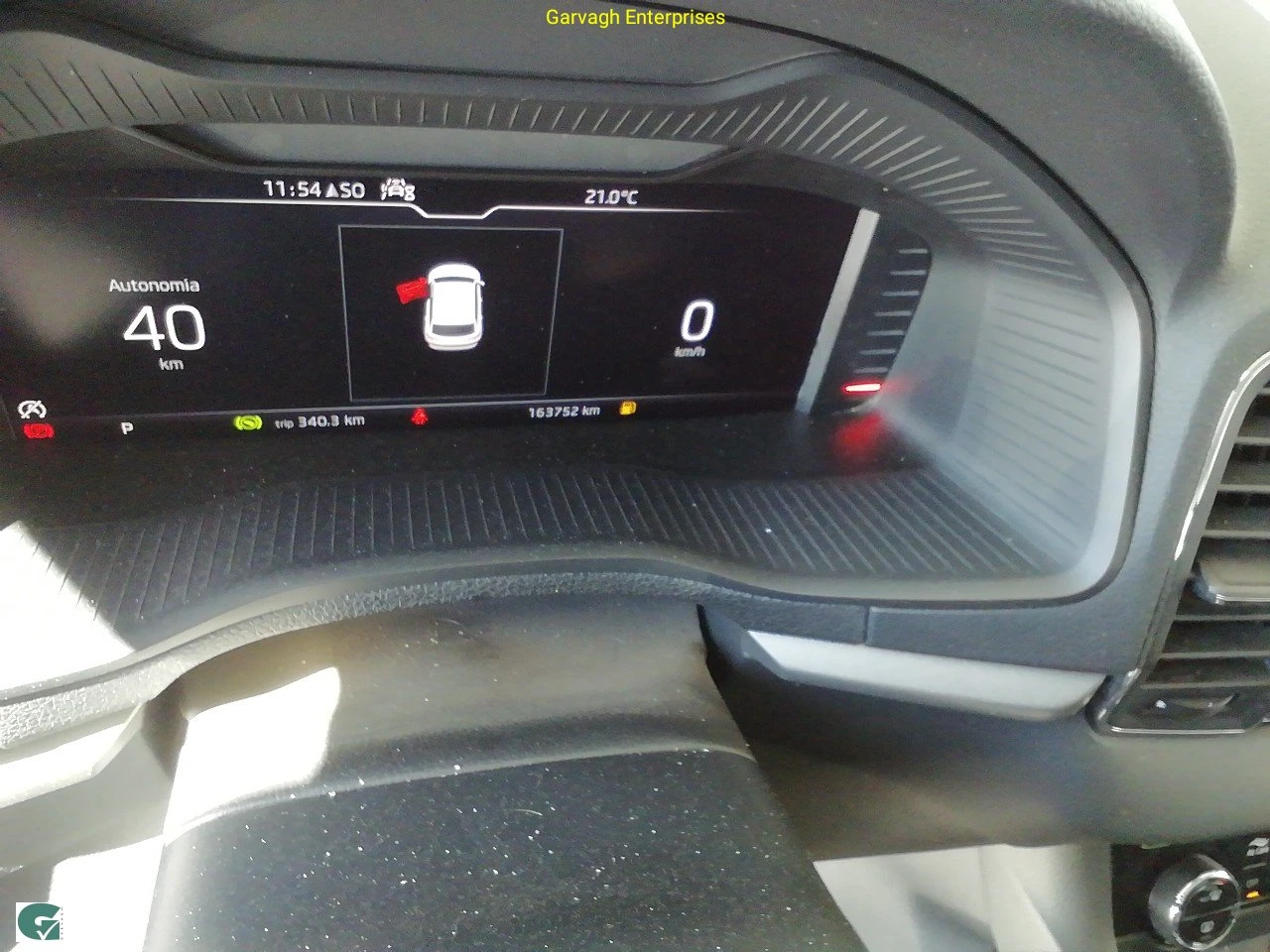 Skoda Karoq 2.0tdi фейслифт 150k.c. 4x4 дигитална, история, снимка 8 - Автомобили и джипове - 55282712