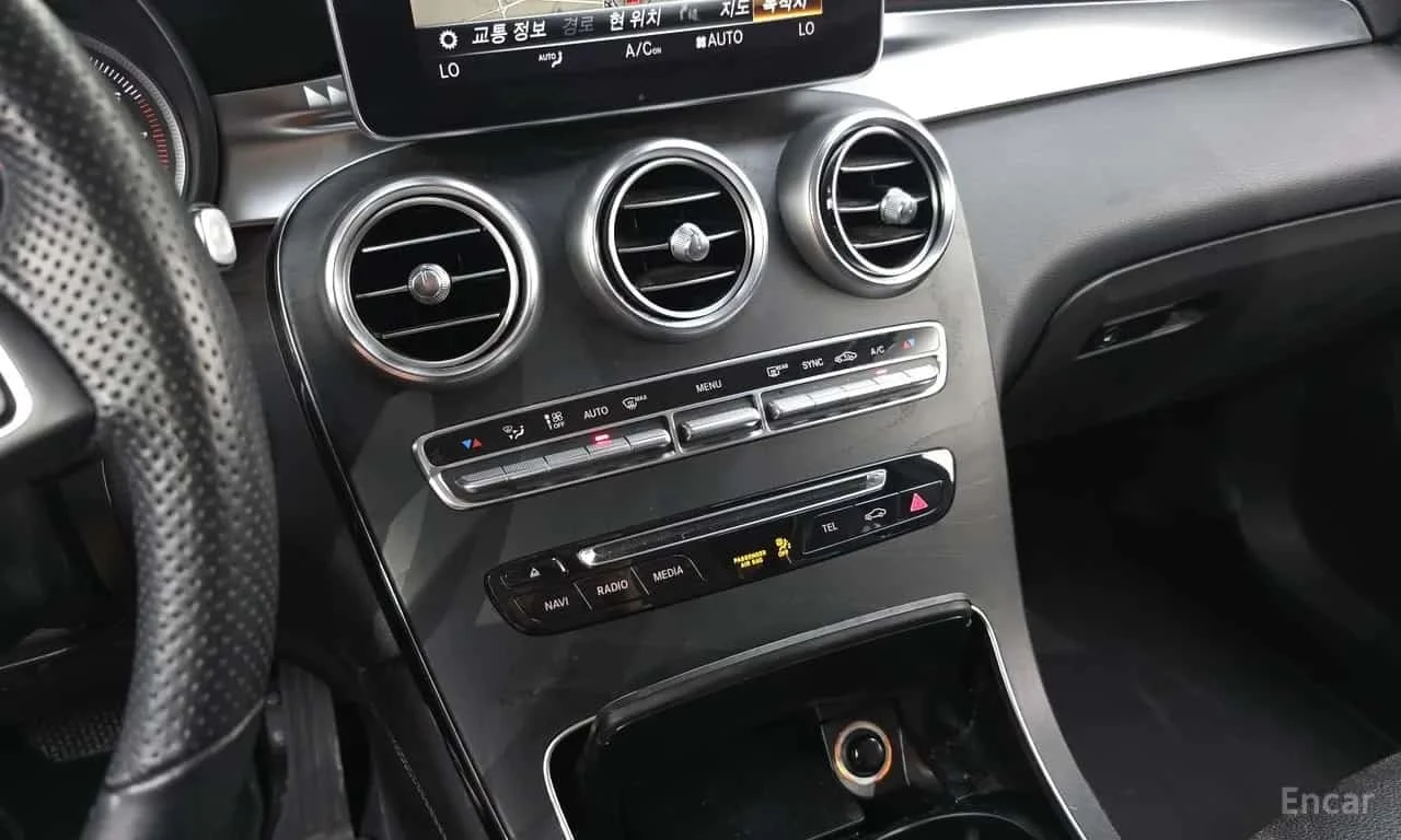 Mercedes-Benz GLC 300 * 4MATIC * ��������� ���� �� �������� *  | Mobile.bg � ����������� 17