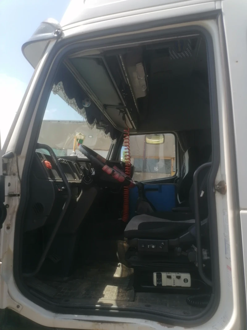 Volvo Fh 12, снимка 6 - Камиони - 51433455