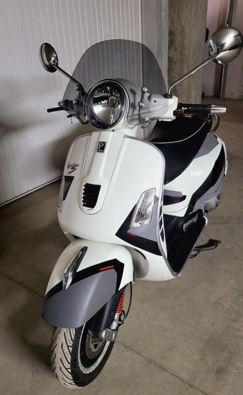 Vespa GTS 300, снимка 4 - Мотоциклети и мототехника - 46249219