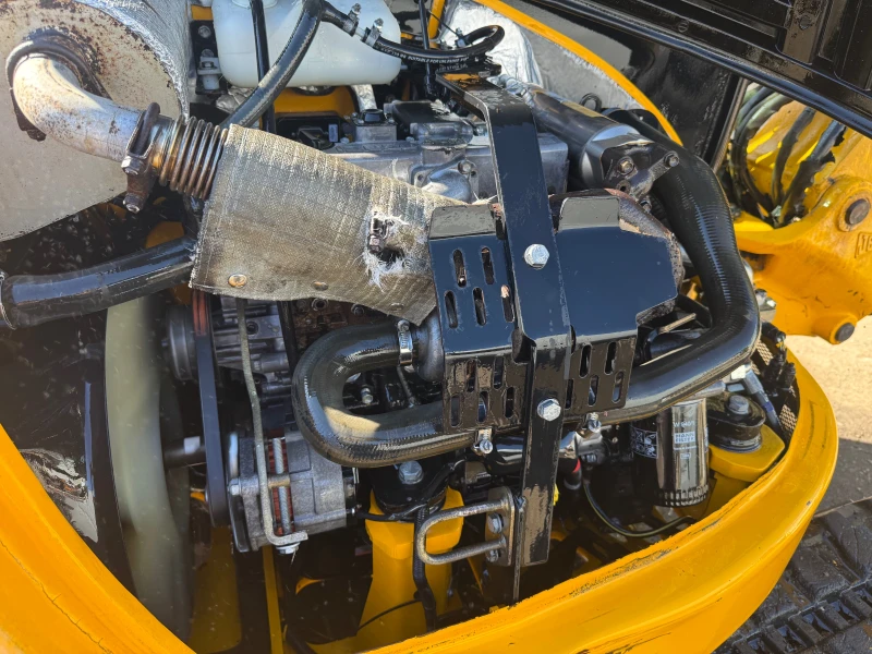 Багер JCB 8065 , снимка 2 - Индустриална техника - 51865180