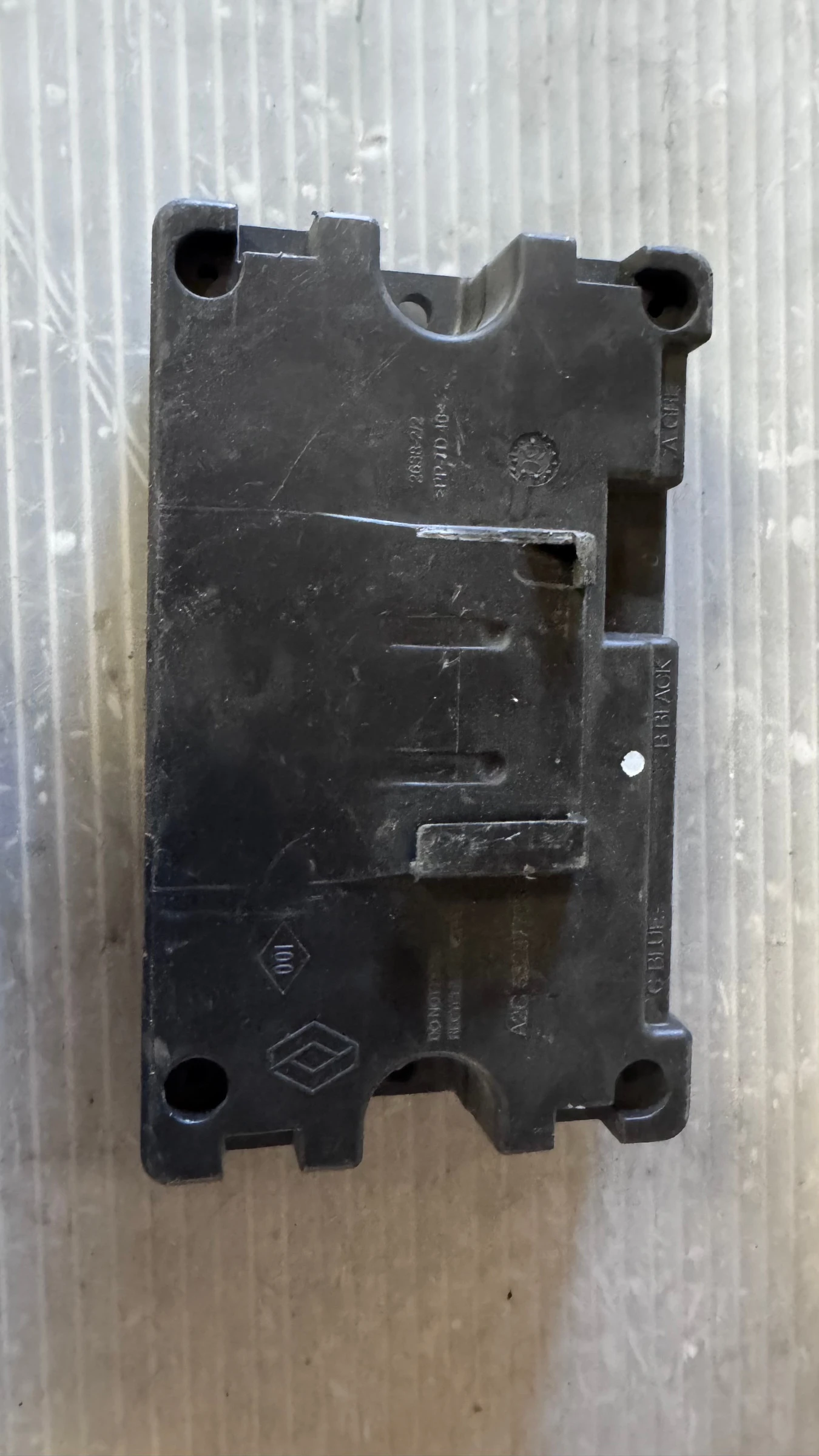    Renault Clio -  280240001R / A2C53287703 | Mobile.bg   2