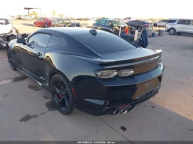 Chevrolet Camaro 2SS* HEADUP* ПОДГРЕВ* ОБДУХВАНЕ* АМБИЕНТ* ШИБИДАХ*, снимка 3
