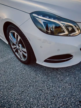 Mercedes-Benz E 200, снимка 9