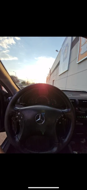 Mercedes-Benz C 270, снимка 9