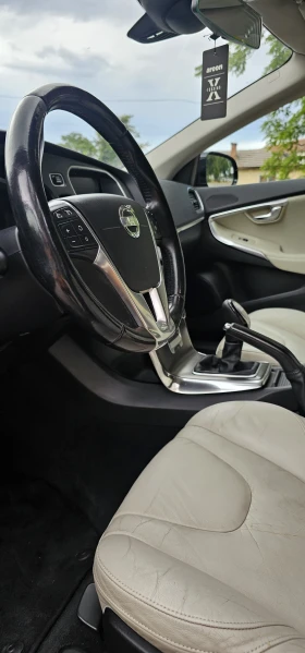 Volvo V40 1.6 D2 | Mobile.bg    13