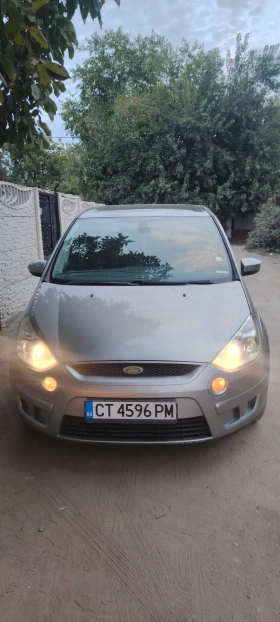  Ford S-Max