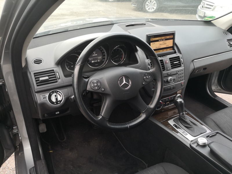 Mercedes-Benz C 200 i  Euro5 T&#252;V 06.2025г., снимка 7 - Автомобили и джипове - 46238532