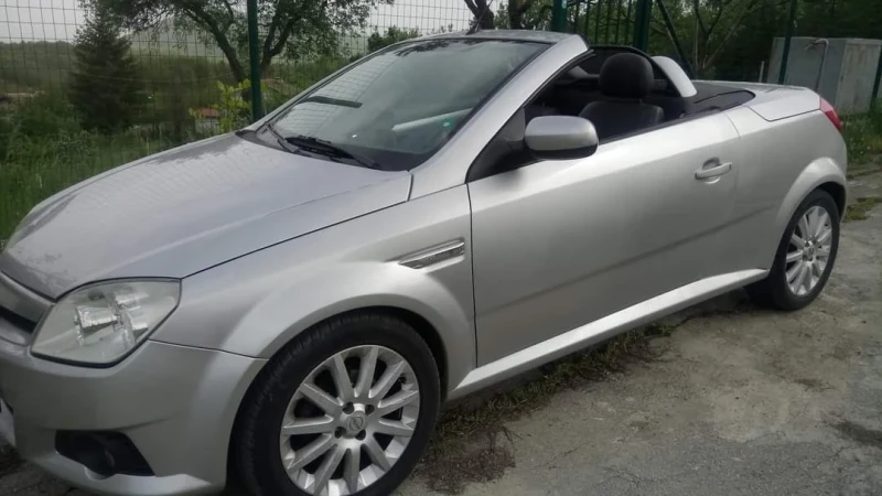 Opel Tigra, снимка 1 - Автомобили и джипове - 47393717