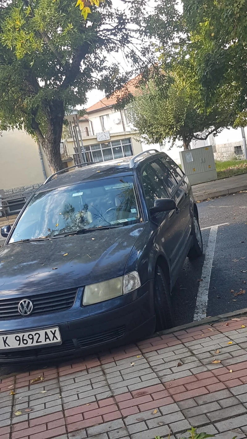 VW Passat, снимка 3 - Автомобили и джипове - 47267443