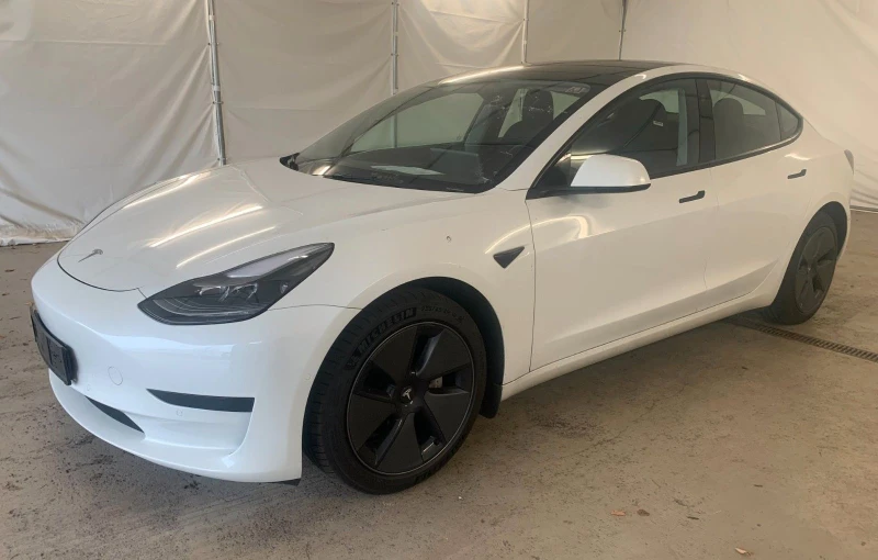 Tesla Model 3 LED Autopilot Pano, снимка 2 - Автомобили и джипове - 48012892