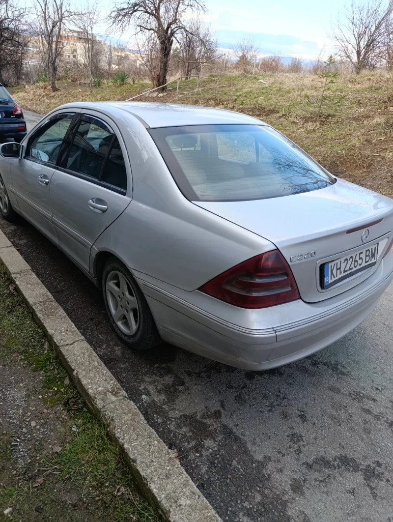 Mercedes-Benz 220 Седан, снимка 1 - Автомобили и джипове - 48484013