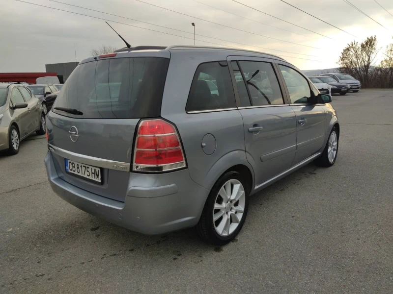 Opel Zafira 1.9 * Панорама* , 7 места, снимка 6 - Автомобили и джипове - 48965813