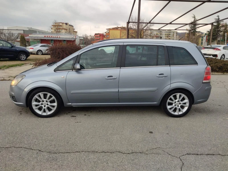 Opel Zafira 1.9 * Панорама* , 7 места, снимка 8 - Автомобили и джипове - 48965813