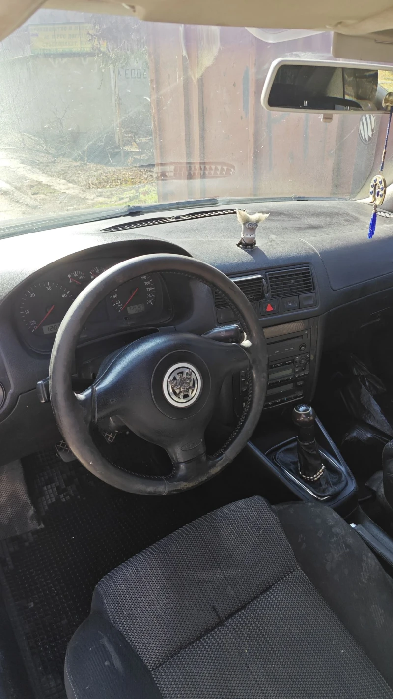 VW Golf 1.9TDI, снимка 11 - Автомобили и джипове - 49136842