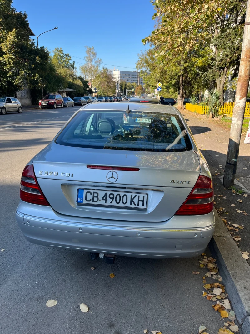 Mercedes-Benz E 320, снимка 3 - Автомобили и джипове - 49301918