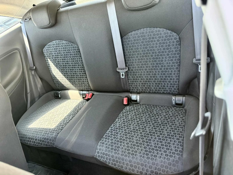 Opel Corsa 1.2, снимка 13 - Автомобили и джипове - 51962014