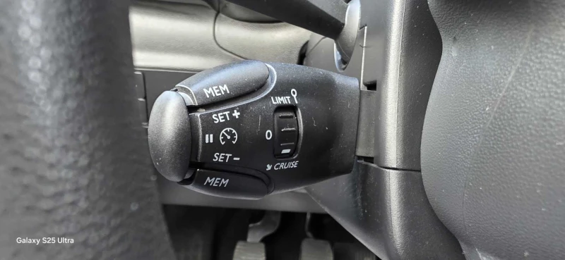 Citroen C3 1.5 BlueHDI $ 66000 km $ LED $, снимка 12 - Автомобили и джипове - 52043543