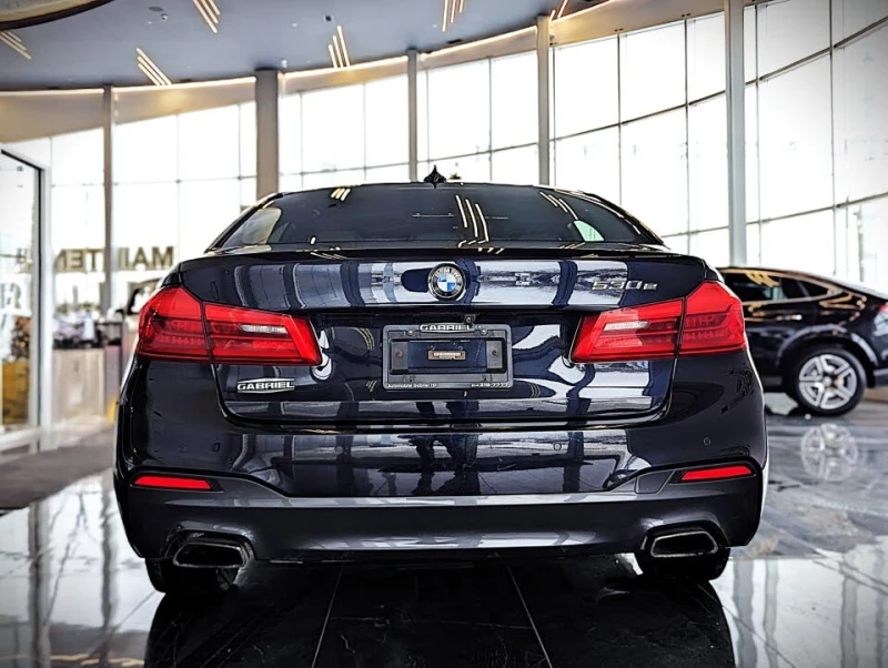 BMW 530E * M-Package* * HeadUp* AвтоКредит* (ЦЕНА ДО БГ), снимка 6 - Автомобили и джипове - 53190030