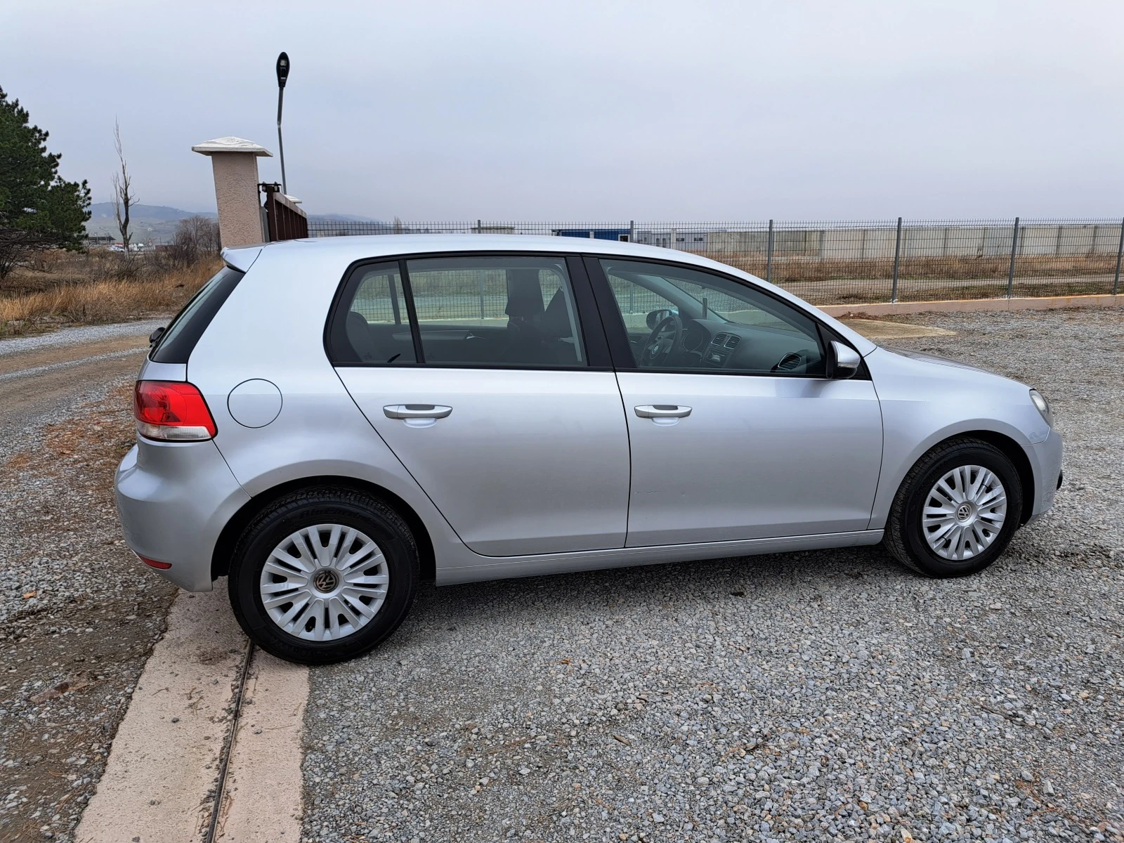 VW Golf 1.6 BIFUEL GAZ/BENZ - изображение 3