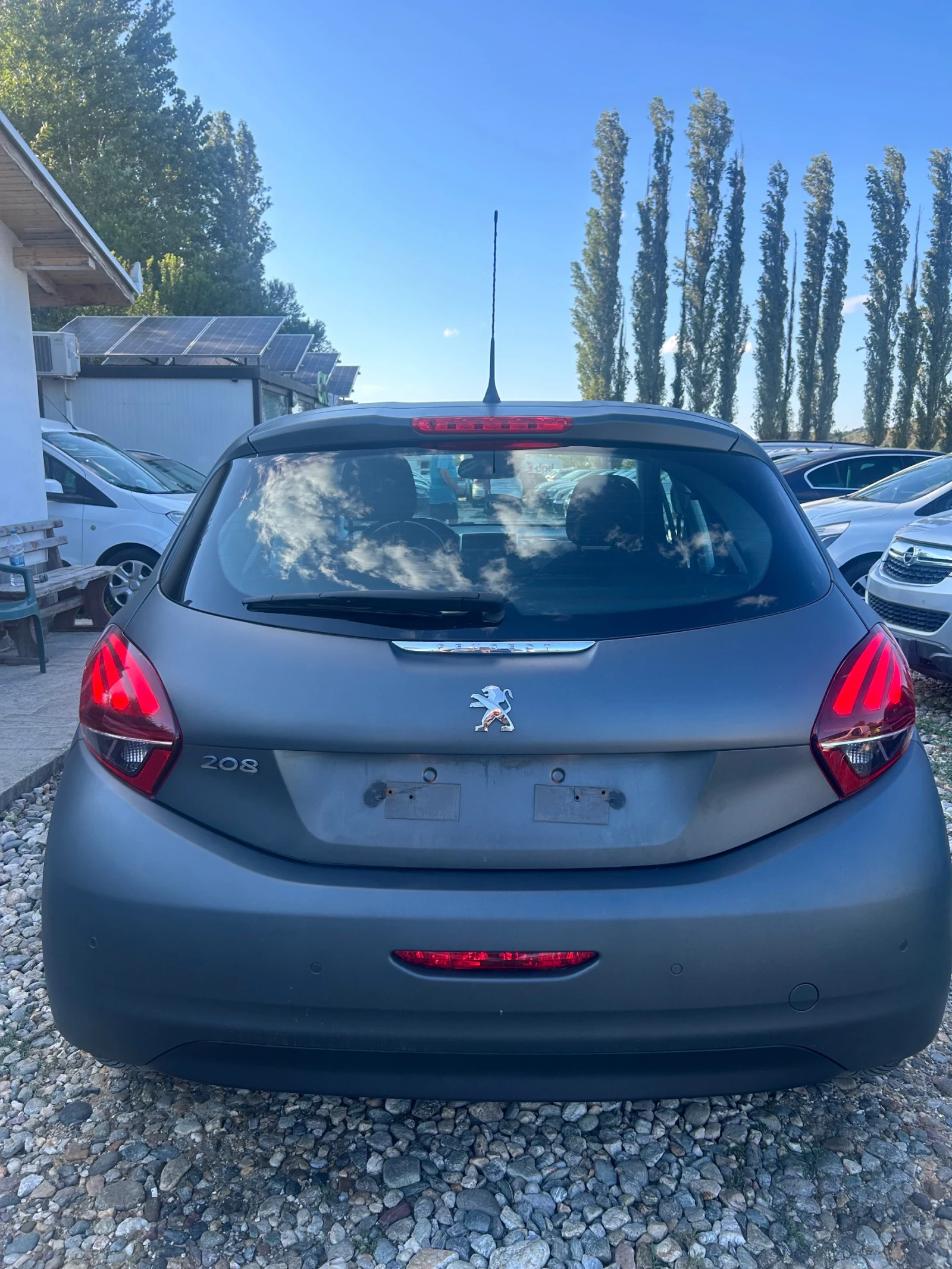 Peugeot 208 1.2 Euro 6 SERVICE BOOK  - изображение 8