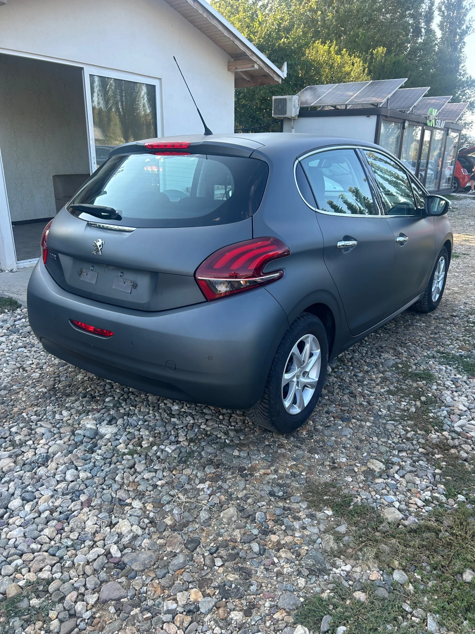 Peugeot 208 1.2 Euro 6 SERVICE BOOK  - изображение 3