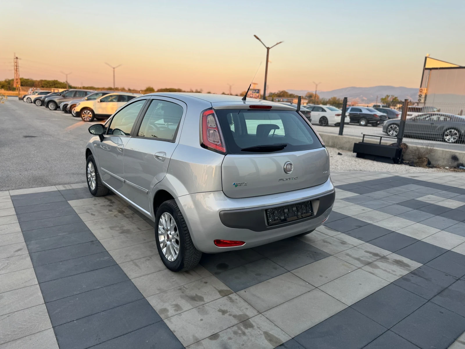 Fiat Punto FIAT PUNTO EVO 2013  СТОКОВ МЕТАН  - изображение 6