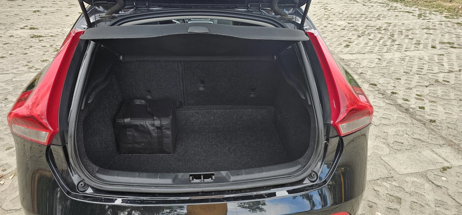 Volvo V40 1.6 D2 - изображение 8