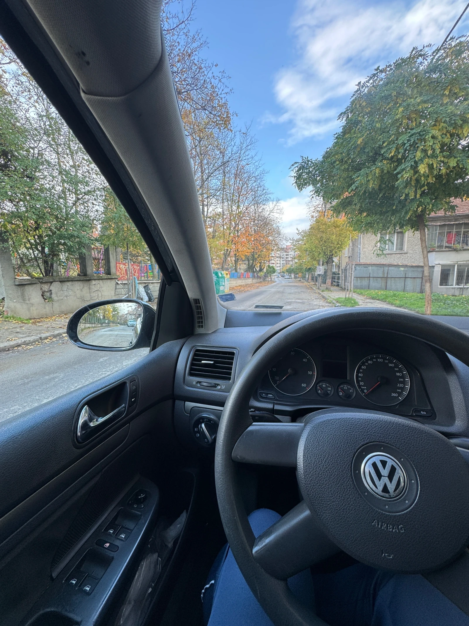VW Golf | Mobile.bg   10