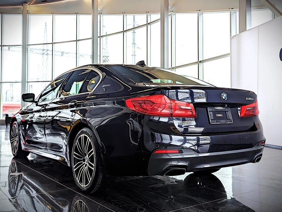 BMW 530E * M-Package* * HeadUp* AвтоКредит* (ЦЕНА ДО БГ) - изображение 4