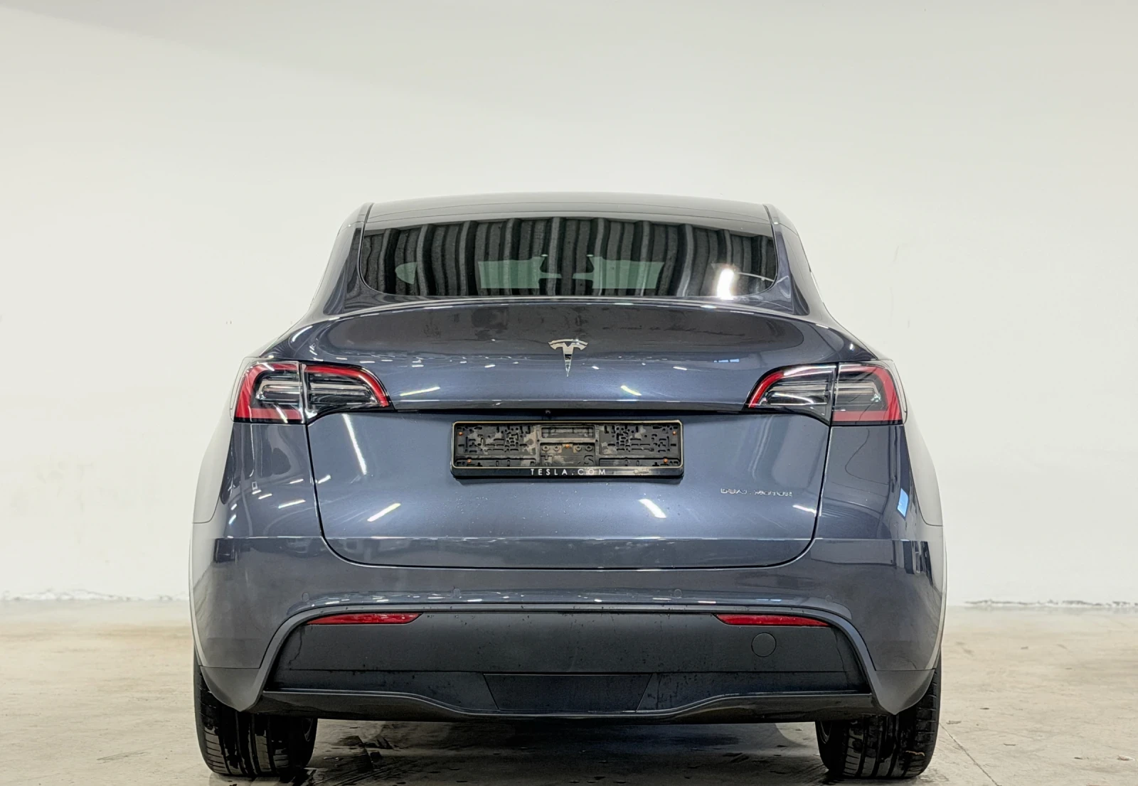 Tesla Model Y LONG RANGE DUAL MOTOR ОЧАКВАН ВНОС - изображение 7