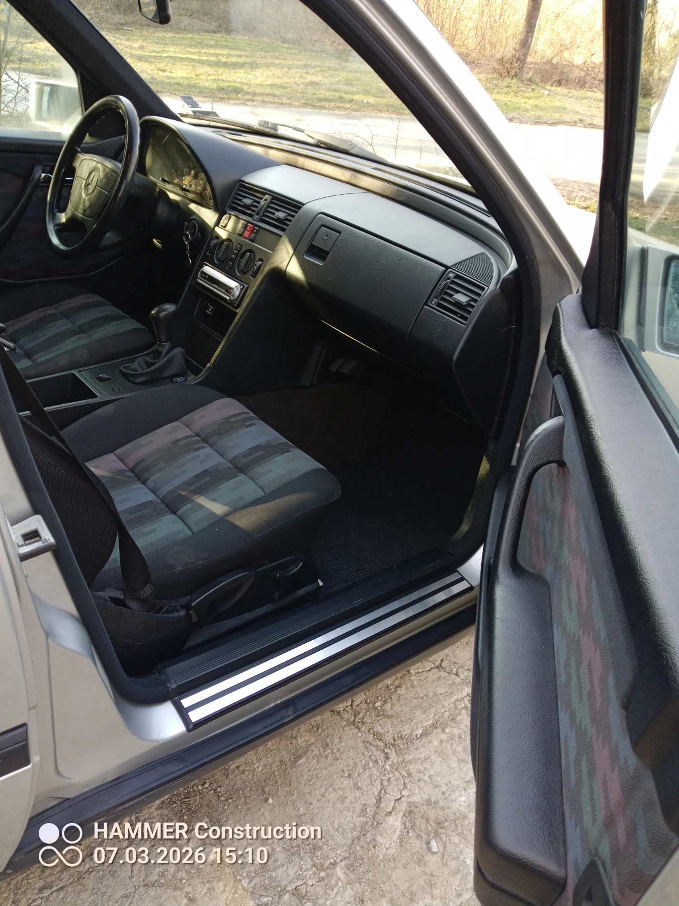 Mercedes-Benz C 180 1, 8, снимка 6 - Автомобили и джипове - 53758006