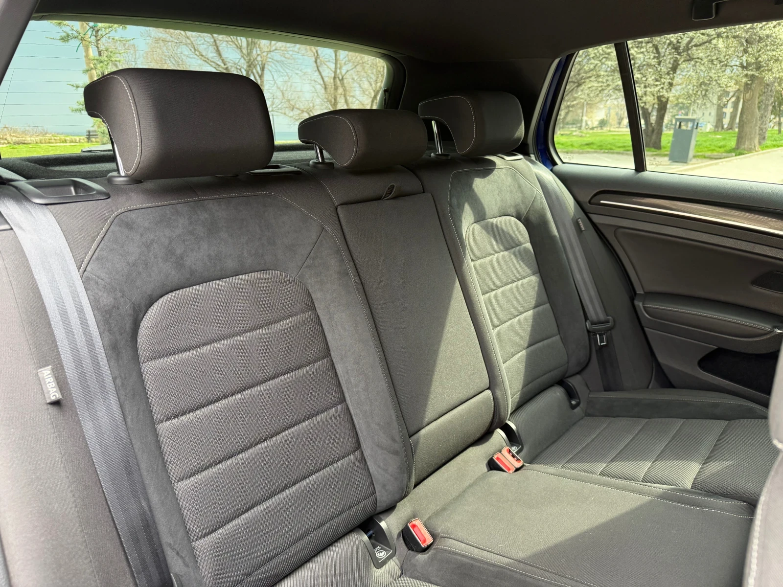 VW Golf, снимка 11 - Автомобили и джипове - 54093650