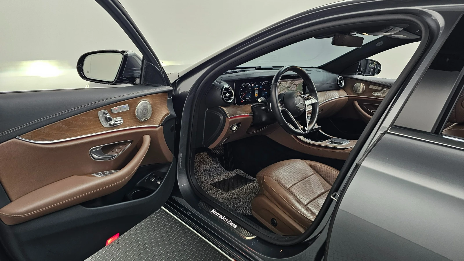 Mercedes-Benz E 300 4MATIC Exclusive | Mobile.bg � ����������� 5