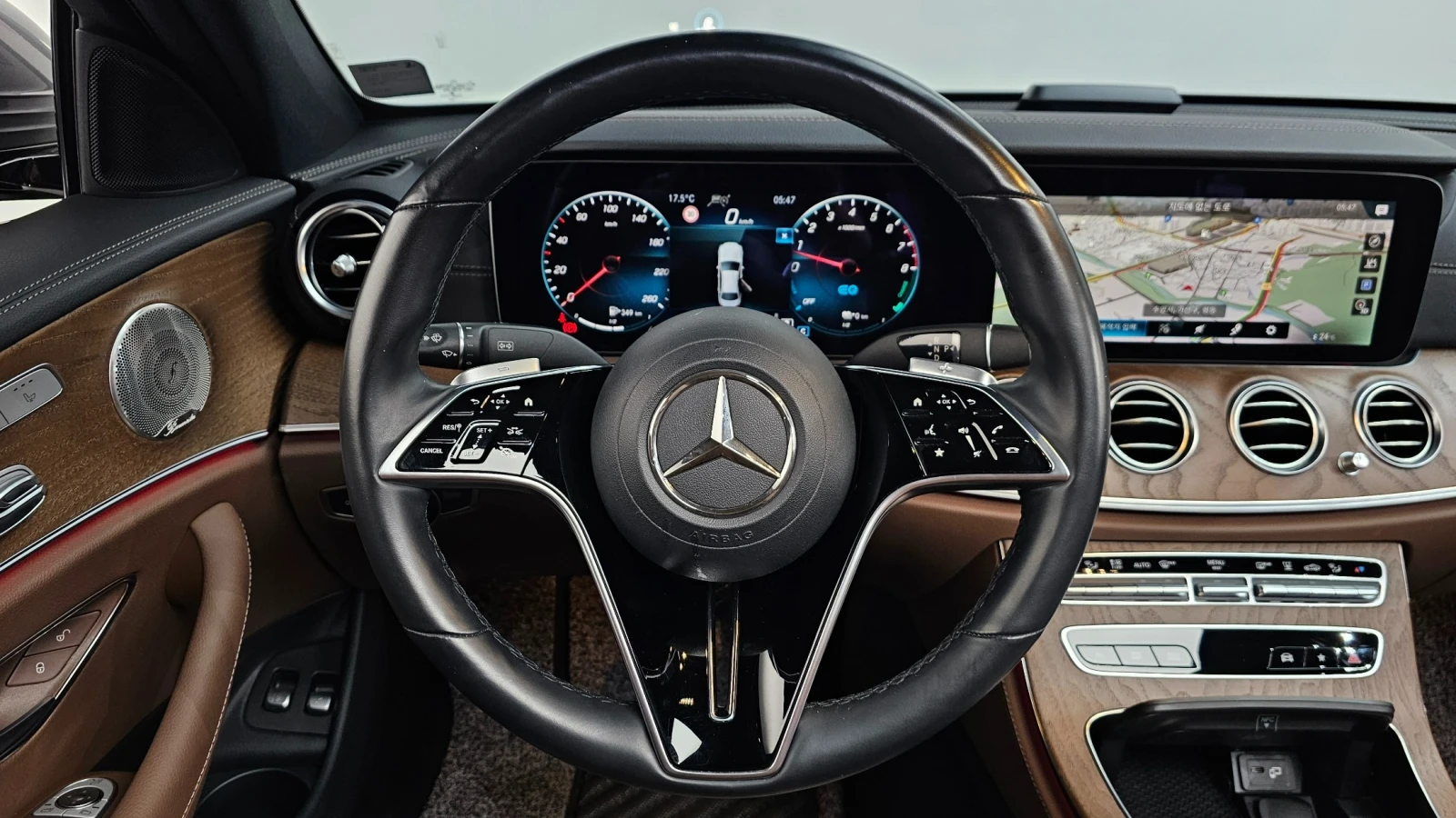 Mercedes-Benz E 300 4MATIC Exclusive | Mobile.bg � ����������� 7