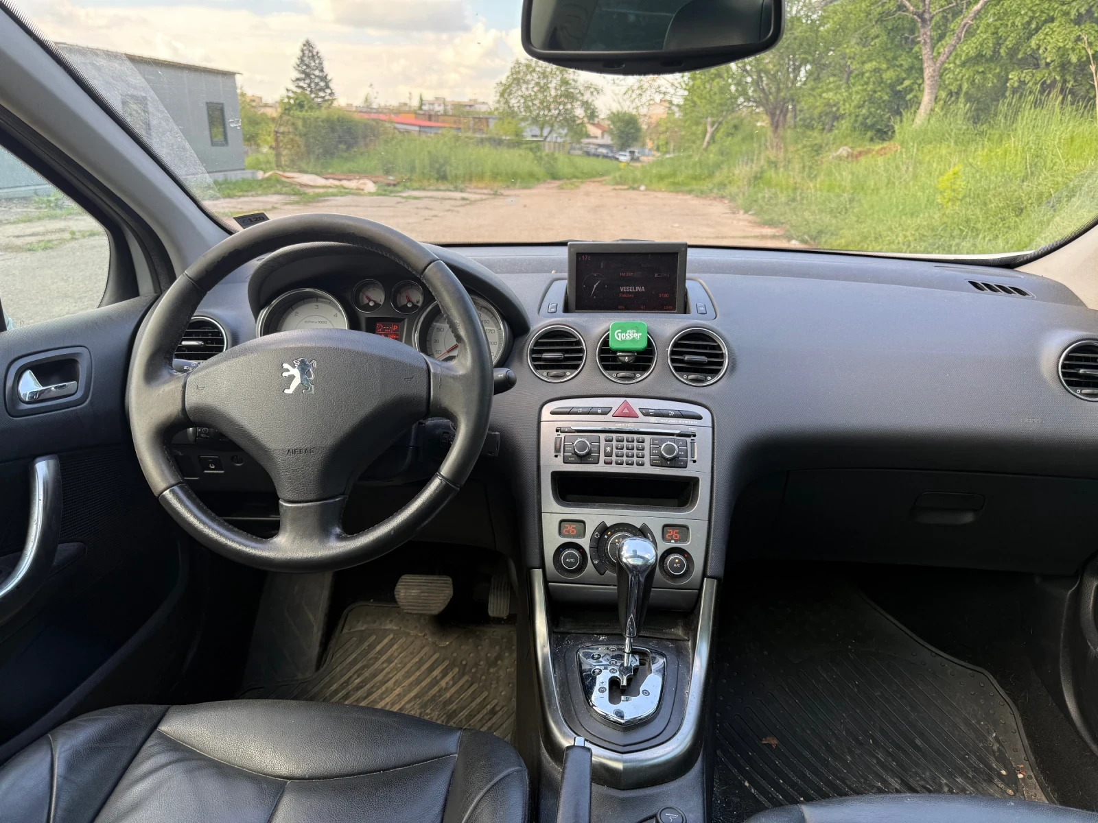 Peugeot 308 2.0HDI АВТОМАТ, снимка 11 - Автомобили и джипове - 54397130