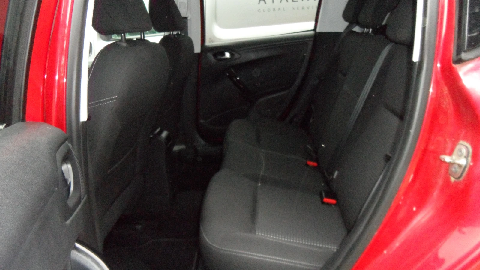 Peugeot 208 TECH EDITION, снимка 15 - Автомобили и джипове - 55014878
