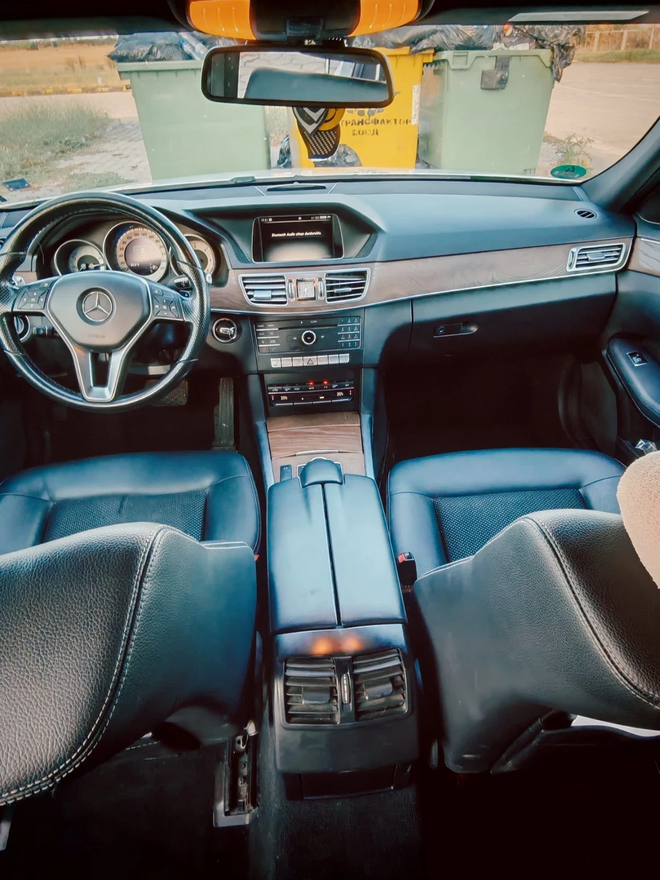 Mercedes-Benz E 200, снимка 3 - Автомобили и джипове - 55373959