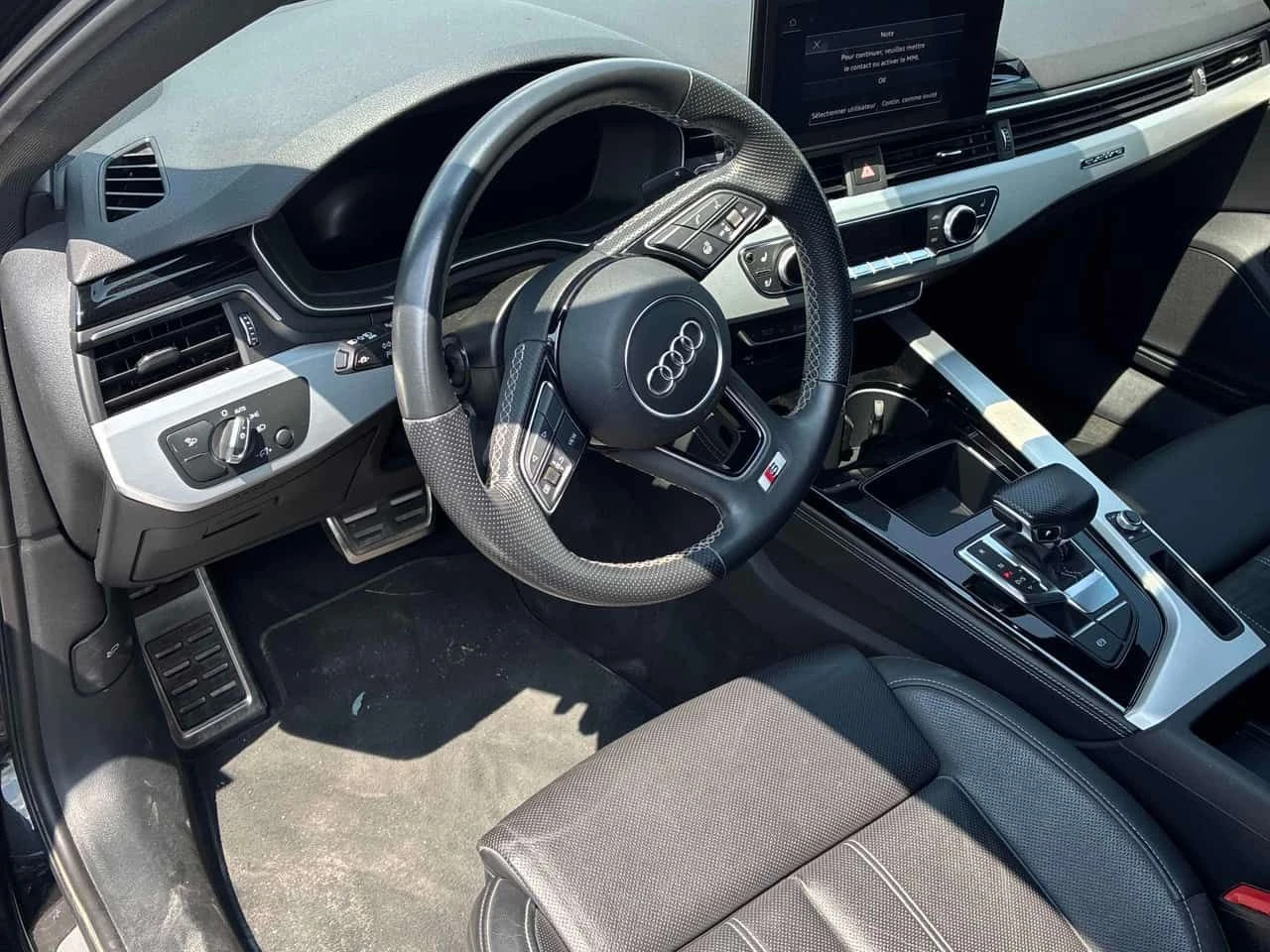 Audi A4 Progressiv | CARFAX | АВТОКРЕДИТ БЕЗ ПЪРВОНАЧАЛНА, снимка 7 - Автомобили и джипове - 55437920