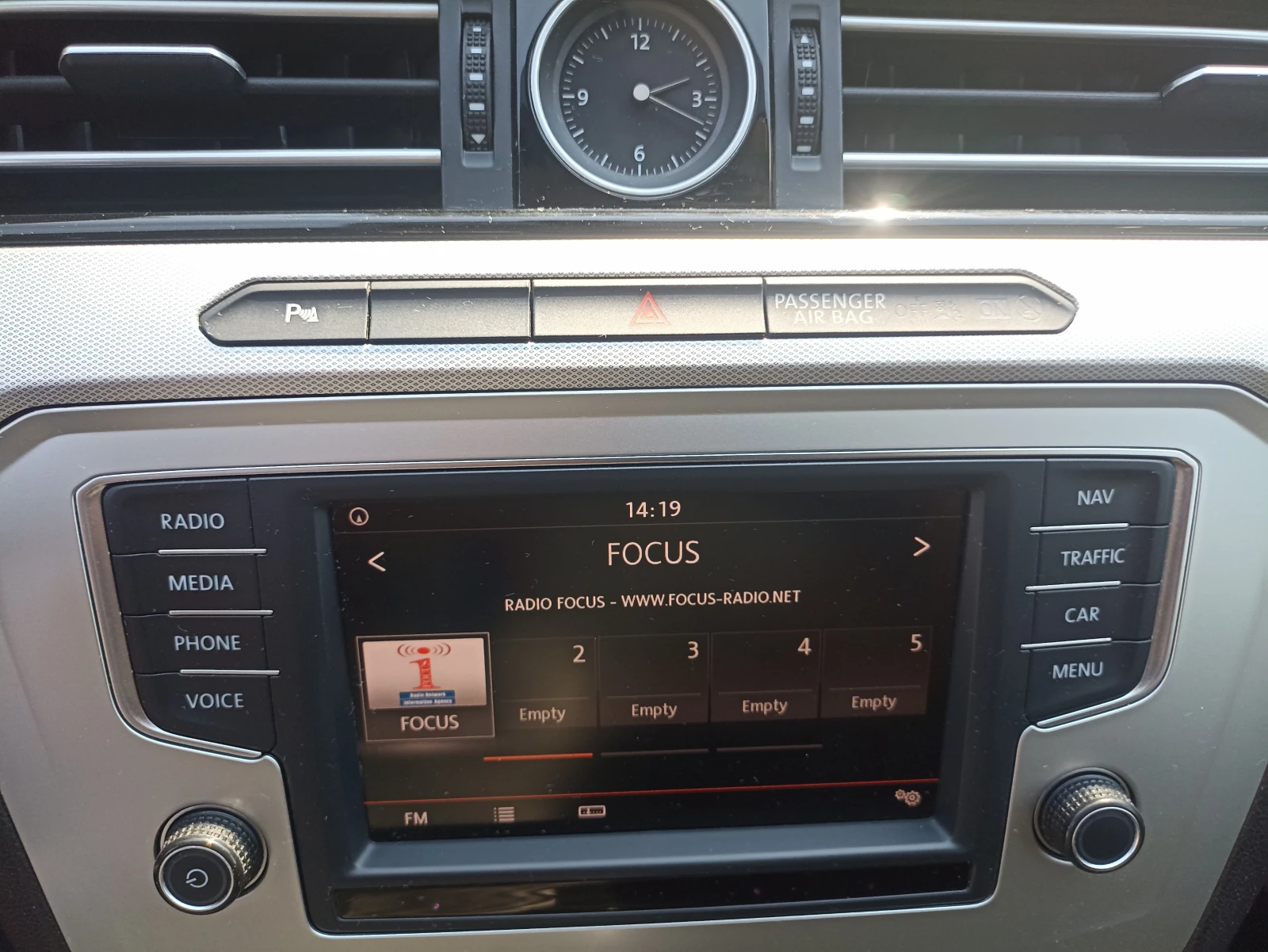 VW Passat TDI, снимка 15 - Автомобили и джипове - 55752632